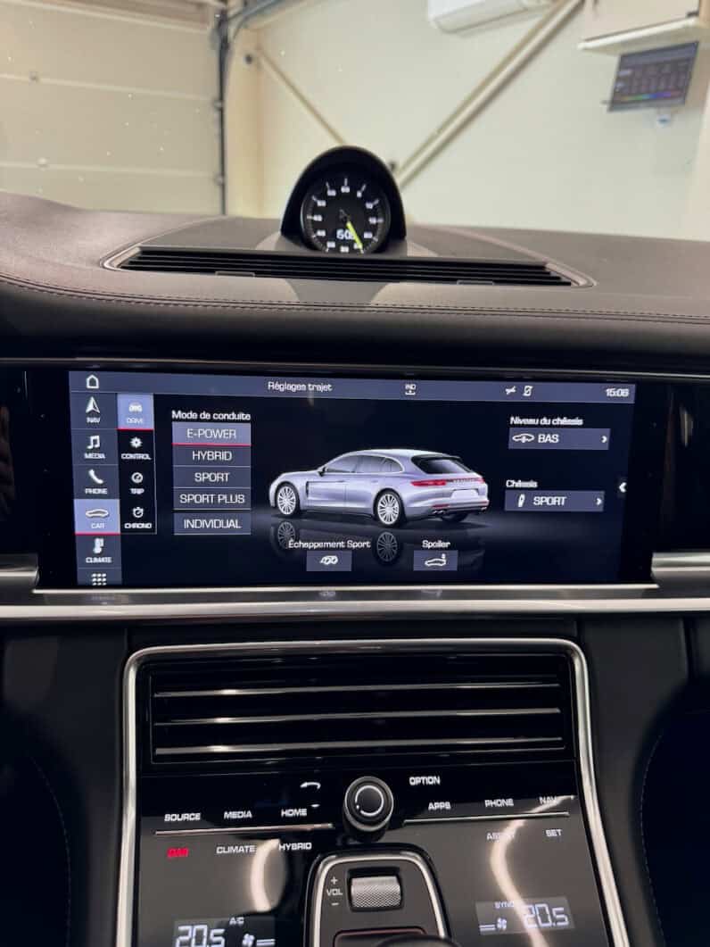 
								PORSCHE Panamera Sport Turismo 4 E-Hybrid 2.9 DFi V6 462 Hybrid PDK8 full									