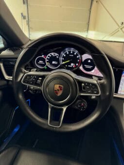 
										PORSCHE Panamera Sport Turismo 4 E-Hybrid 2.9 DFi V6 462 Hybrid PDK8 full									