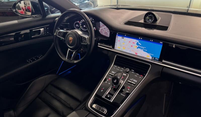 
								PORSCHE Panamera Sport Turismo 4 E-Hybrid 2.9 DFi V6 462 Hybrid PDK8 full									