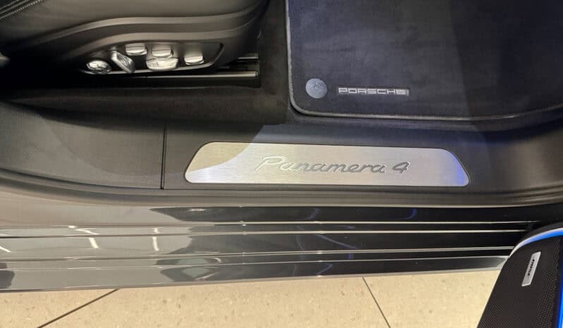 
								PORSCHE Panamera Sport Turismo 4 E-Hybrid 2.9 DFi V6 462 Hybrid PDK8 full									