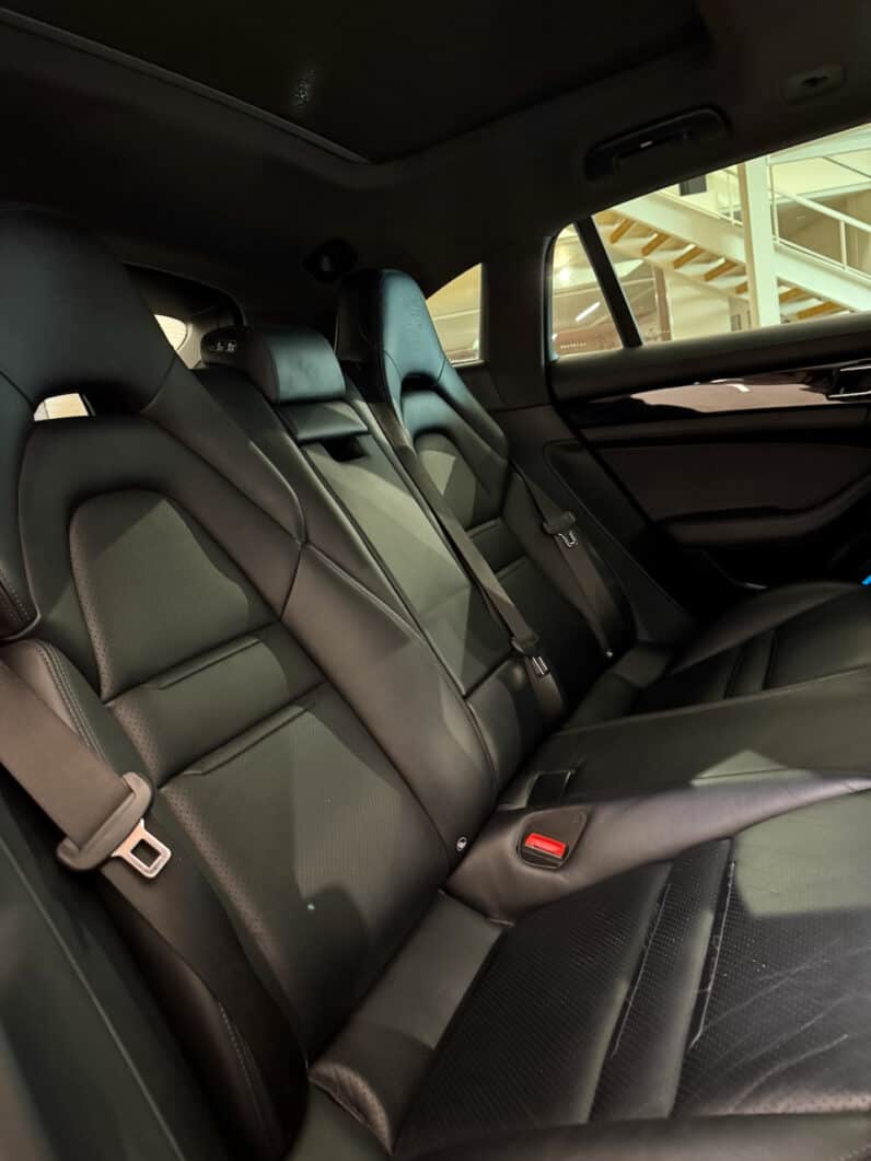 
								PORSCHE Panamera Sport Turismo 4 E-Hybrid 2.9 DFi V6 462 Hybrid PDK8 full									