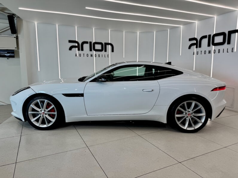 
								JAGUAR F-Type Coupe 3.0 S/C V6 AWD 380 cv full									