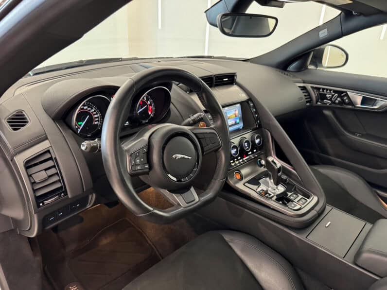
								JAGUAR F-Type Coupe 3.0 S/C V6 AWD 380 cv full									