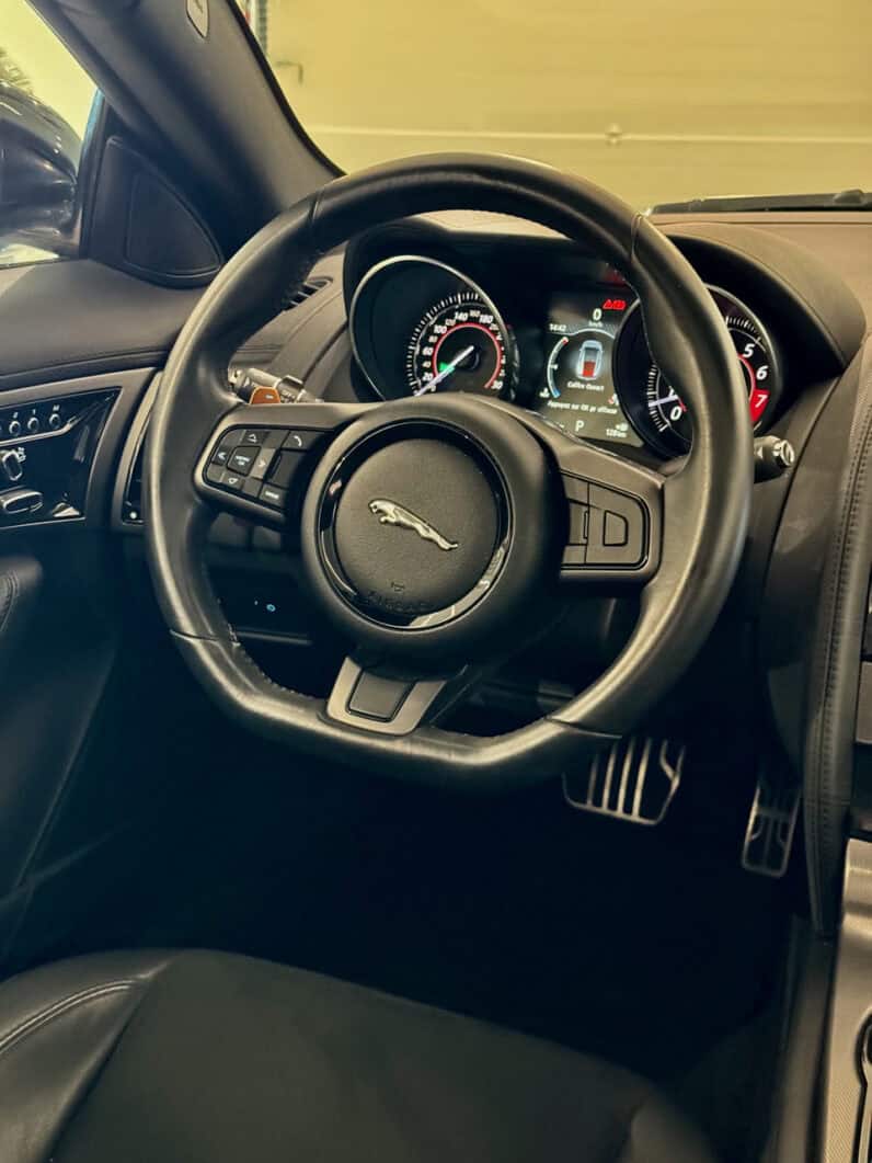 
								JAGUAR F-Type Coupe 3.0 S/C V6 AWD 380 cv full									