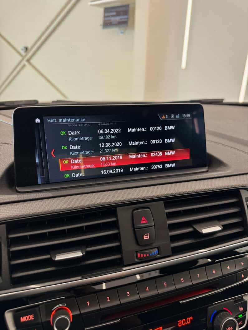 
								BMW M2 (F87) COMPETITION 3.0L 410 CH DKG7 full									
