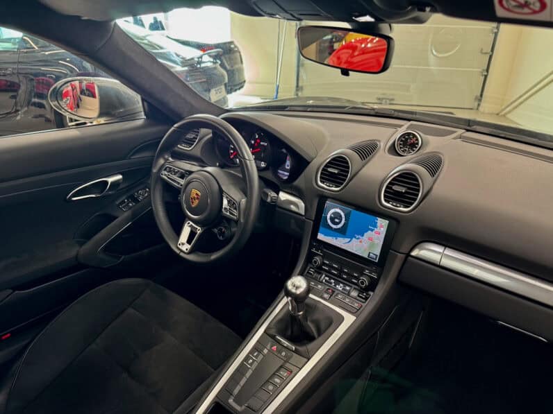 
								PORSCHE 718 Cayman GTS 4.0 L 400 CH full									