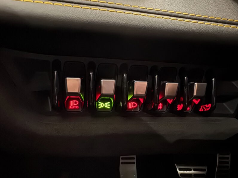 
								LAMBORGHINI HURACAN 5.2L V10 LP 610-4 full									