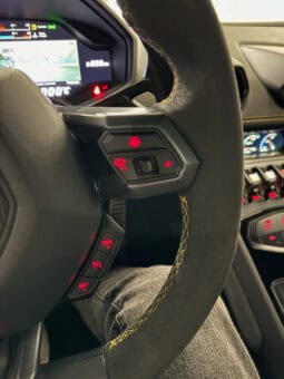 
										LAMBORGHINI HURACAN 5.2L V10 LP 610-4 full									
