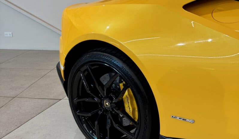 
								LAMBORGHINI HURACAN 5.2L V10 LP 610-4 full									