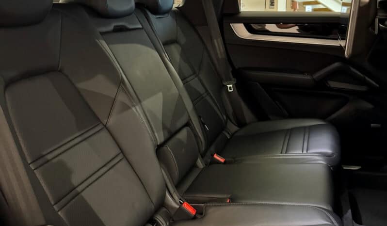 
								PORSCHE CAYENNE III (2) 3.0 V6 E-HYBRID 470 TIPTRONIC BVA full									