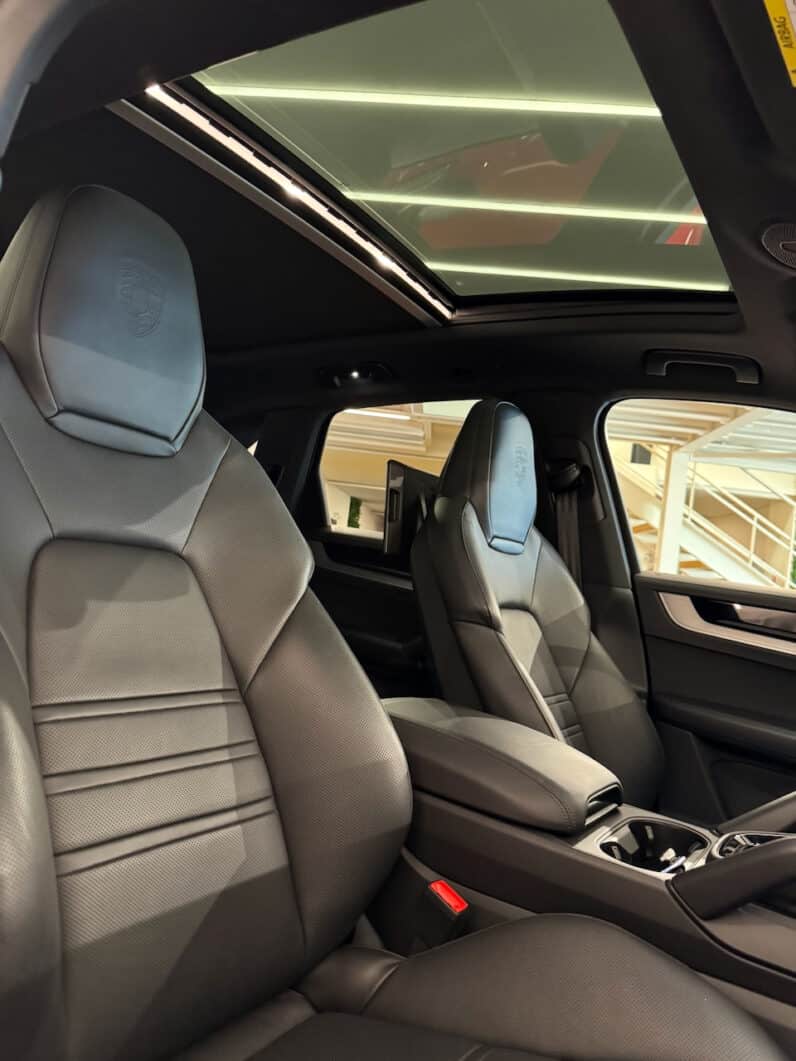 
								PORSCHE CAYENNE III (2) 3.0 V6 E-HYBRID 470 TIPTRONIC BVA full									