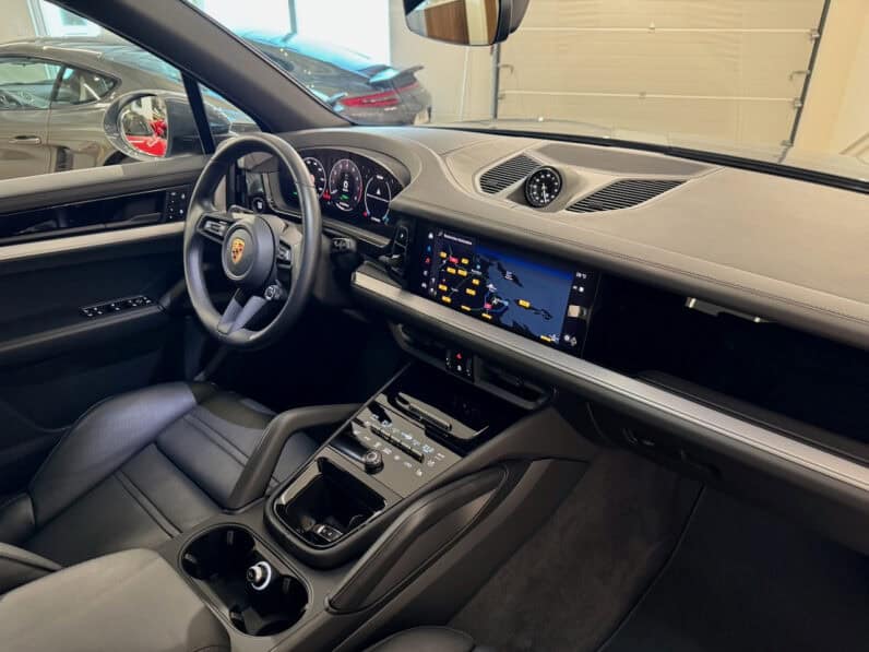 
								PORSCHE CAYENNE III (2) 3.0 V6 E-HYBRID 470 TIPTRONIC BVA full									