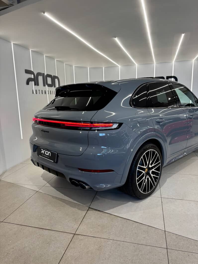 
								PORSCHE CAYENNE III (2) 3.0 V6 E-HYBRID 470 TIPTRONIC BVA full									