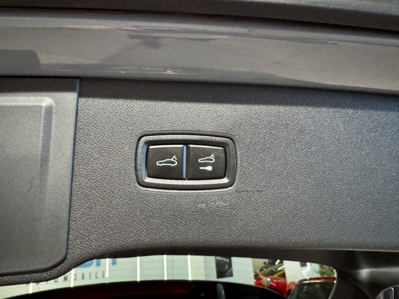 
								PORSCHE CAYENNE III (2) 3.0 V6 E-HYBRID 470 TIPTRONIC BVA full									