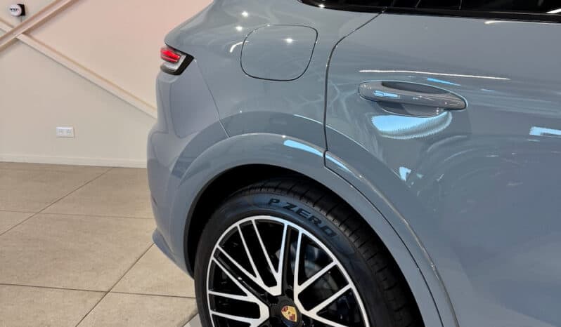 
								PORSCHE CAYENNE III (2) 3.0 V6 E-HYBRID 470 TIPTRONIC BVA full									