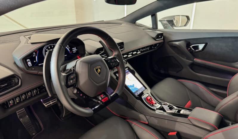 
								LAMBORGHINI HURACAN EVO 5.2L V10 LP 640-4 full									