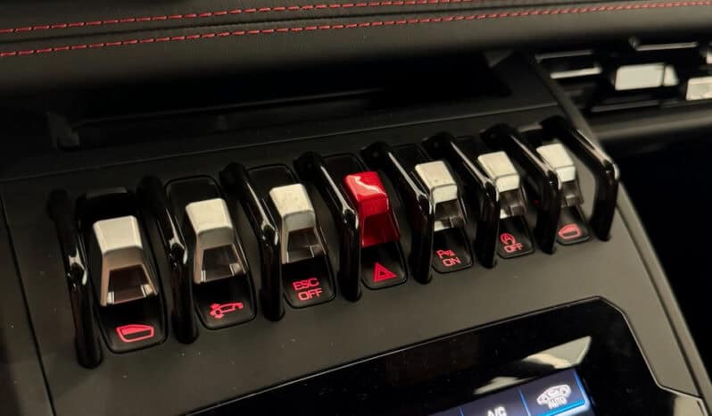 
								LAMBORGHINI HURACAN EVO 5.2L V10 LP 640-4 full									