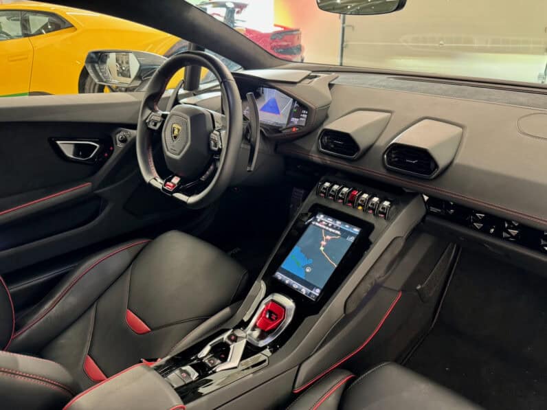 
								LAMBORGHINI HURACAN EVO 5.2L V10 LP 640-4 full									