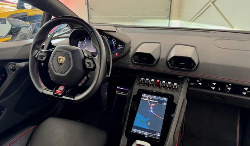 
								LAMBORGHINI HURACAN EVO 5.2L V10 LP 640-4 full									