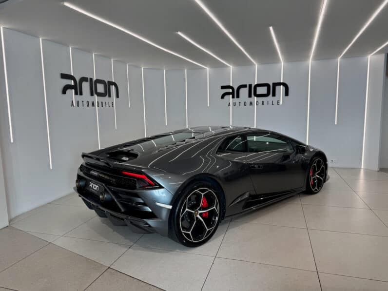 
								LAMBORGHINI HURACAN EVO 5.2L V10 LP 640-4 full									