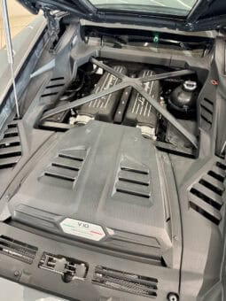 
										LAMBORGHINI HURACAN EVO 5.2L V10 LP 640-4 full									