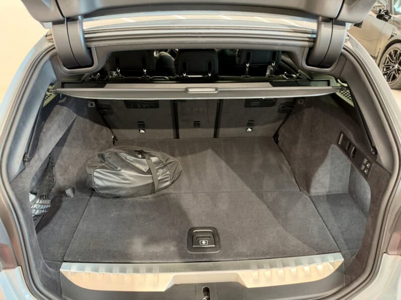 
								BMW Série 3 G21 Touring 320 e 2.0 204 ch Plug in Hybrid M Sport full									