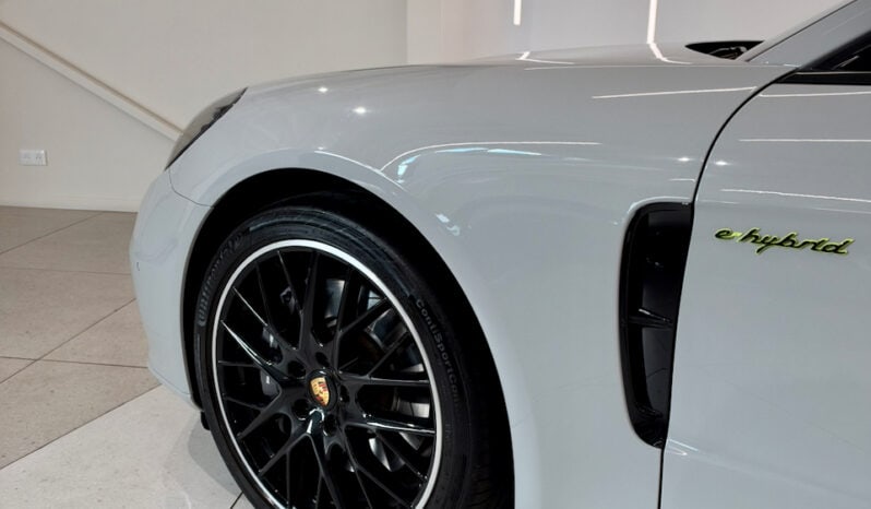 
								PORSCHE Panamera Sport Turismo 4 E-Hybrid 2.9 DFi 462 CH Plug in Hybrid PDK8 PLATINIUM EDITION full									