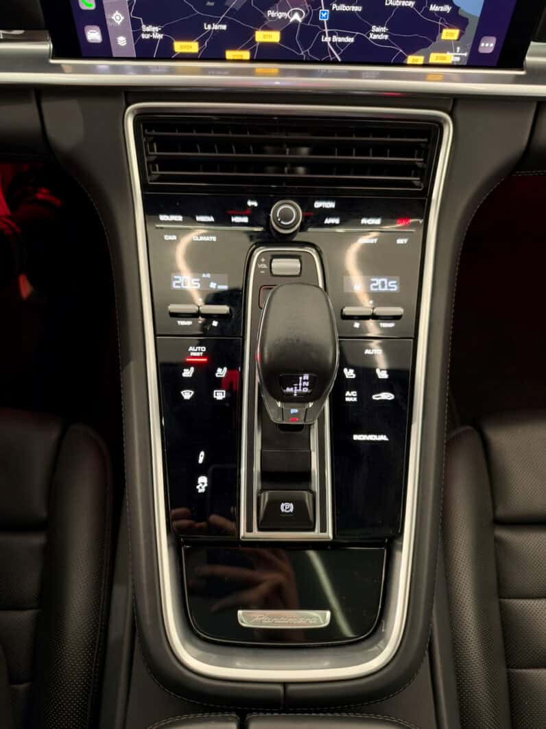 
								PORSCHE Panamera Sport Turismo 4 E-Hybrid 2.9 DFi 462 CH Plug in Hybrid PDK8 PLATINIUM EDITION full									