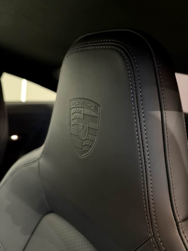 
								PORSCHE 911 (992) 4.0 510 CH GT3 PDK AVEC PACK TOURING full									