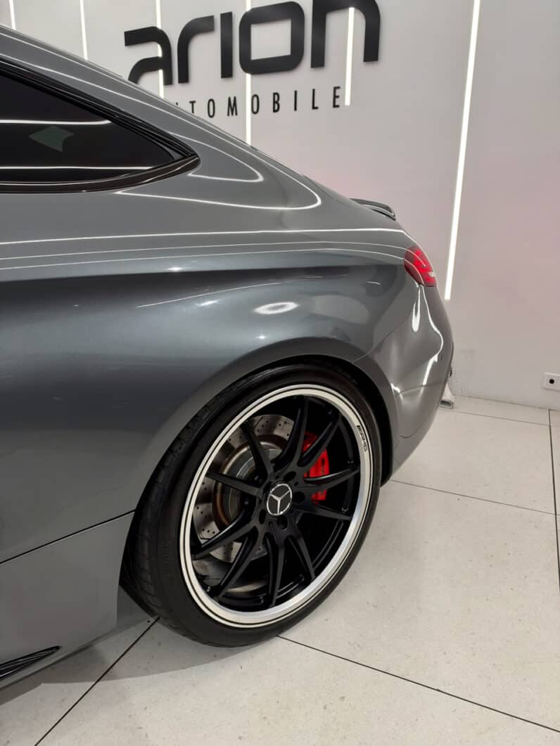 
								MERCEDES Classe C63 S Coupe AMG 4.0 i V8 7G-SPEEDSHIFT 510 cv full									
