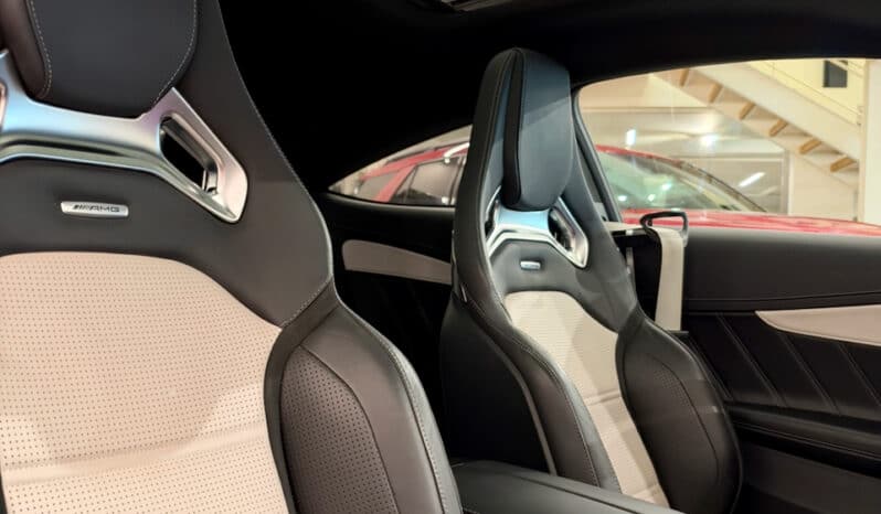 
								MERCEDES Classe C63 S Coupe AMG 4.0 i V8 7G-SPEEDSHIFT 510 cv full									
