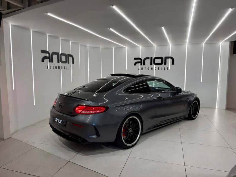 
								MERCEDES Classe C63 S Coupe AMG 4.0 i V8 7G-SPEEDSHIFT 510 cv full									