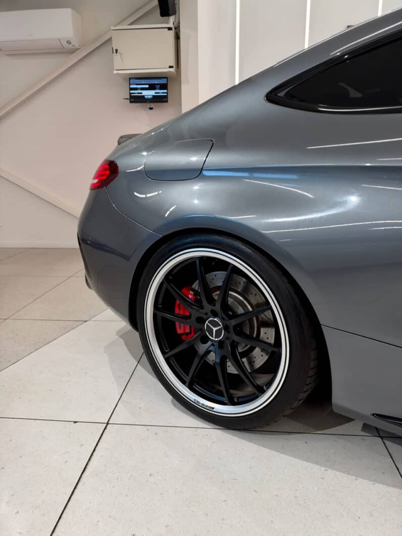 
								MERCEDES Classe C63 S Coupe AMG 4.0 i V8 7G-SPEEDSHIFT 510 cv full									